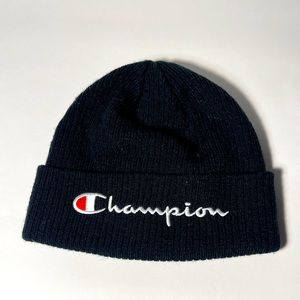 Black CHAMPION Beanie LIKE NEW KIDS or small women’s